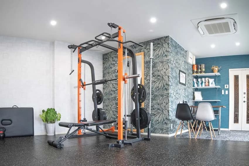 FIREFITNESSの完全個室トレーニング空間